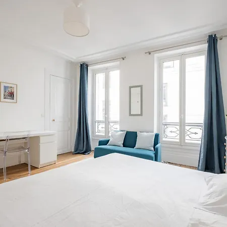 Veeve - Charmingly, Cohesively Chic París